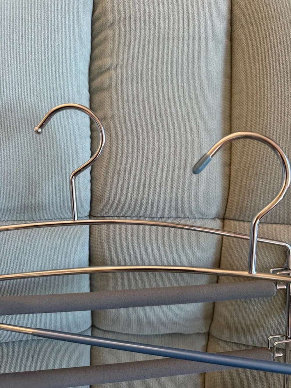 2 Multi-Tier Non-Slip Pant & Scarf Hanger in Gray & blue